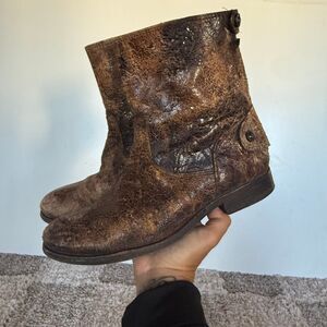 Frye BRONZE BROWN GENUINE LEATHER LOW HEEL